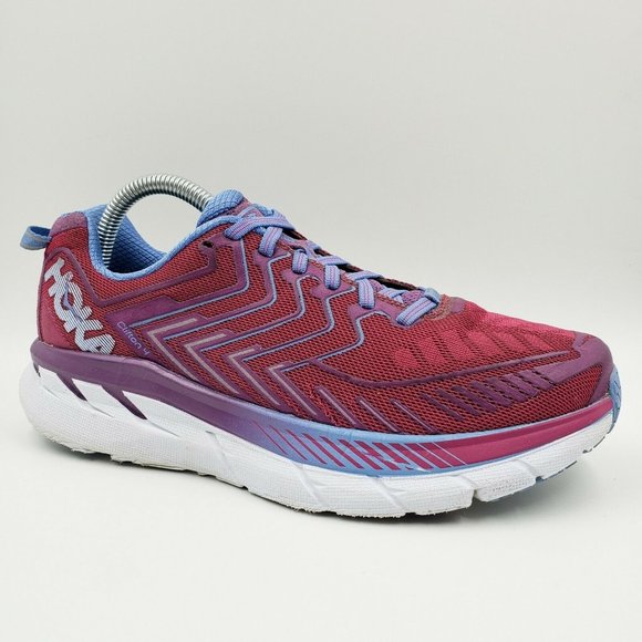 hoka pink running shoes
